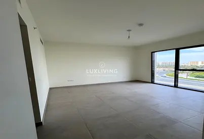 Spacious Layout | Vacant | Good Location