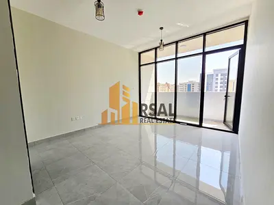 Modren Dezine Luxerious 2Bhk Apprtment With Balcony And wardrobes open view
