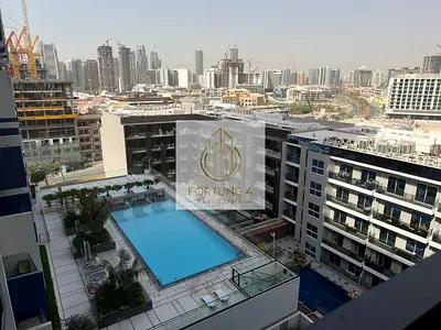 Pool View | High floor | With Kitchen Appliances