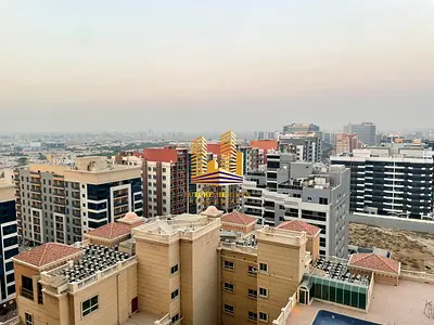 شقة استوديو | سيليكون جيتس 1 | شرفة وإطلالة على المدينة | غير مفروشة