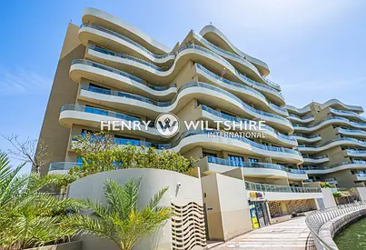 Ready to move in | Spacious 2 bedroom in Amwaj
