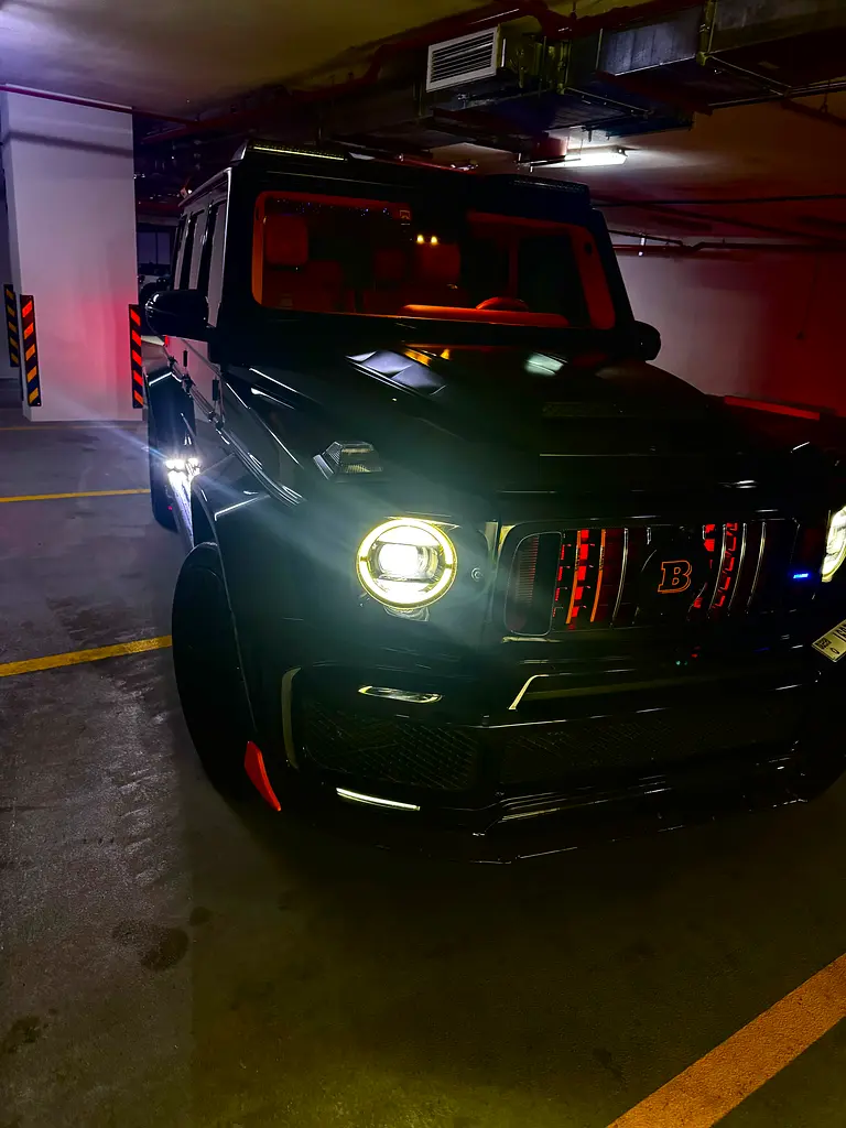 Mercedes-Benz G-Class 2019 — photo 1 of 6