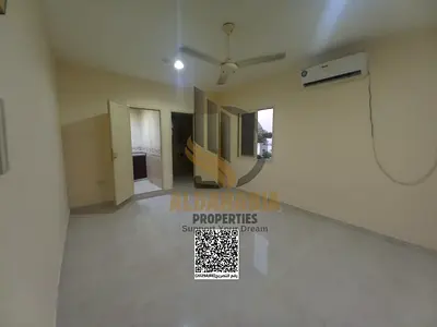 فرصة استثمارية مميزة في منطقة البستان بعجمان، بناية سكنية جاهزة ومؤجرة بالكامل تقريبًا، مناسبة للمستثمرين الباحثين عن دخل ثابت وعائد قوي. الموقع قريب