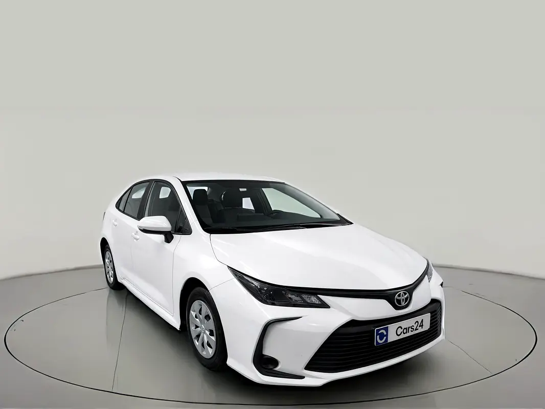 Toyota Corolla 2023 — photo 1 of 13