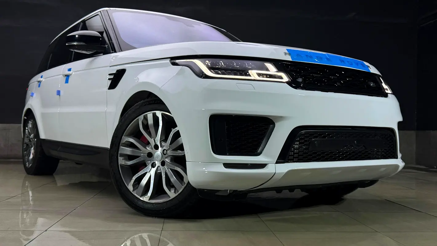 Land Rover Range Rover Sport 2016 — photo 1 of 4