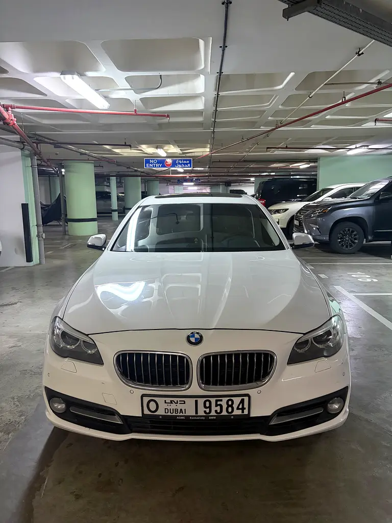 BMW 5-Series 2014 — photo 1 of 6