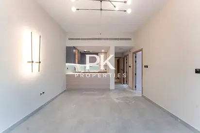 Brand New | READY | Vacant | Prime Location