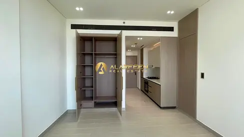 Unbeatable Price with 2 Cheques | Brand New | Community View