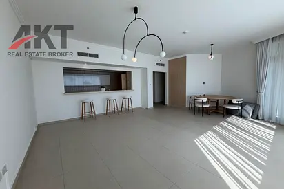 Exclusive Private Beach Living | Corner | Vacant