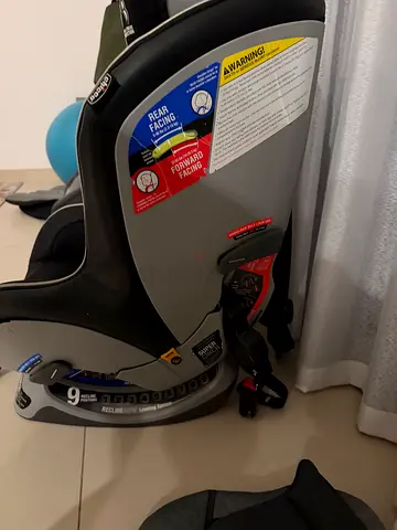 Chicco KeyFit 30 Infant Car Seat (Good Condition)