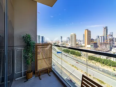 Modern | Mid Floor | Bright and Spacious