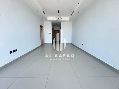 Luxurious 1 BHK | Sea View | Free Parking | Free Maintainence