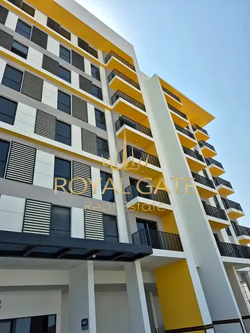 Ready to move l Nice location l
