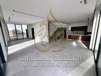 فيلا مستقلة بواجهات بانورامية وجلسة خارجية فاخرة — ثاني ساكن في الحوشي  الحوشي – الشارقة استمتع بالسكن الراقي في فيلا مستقلة بتصميم عصري وواجهات بانور