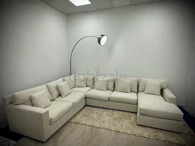 Excellent condition cratebarrel Ushape sofa