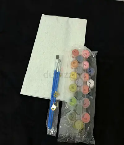 Canvas prints and brushes