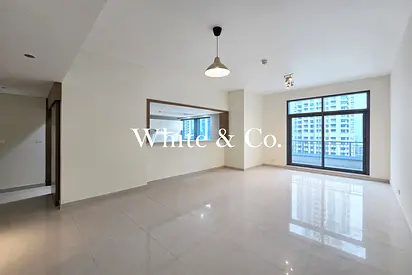 Vacant | High Floor | Fountain + Boulevard