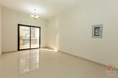 Spacious 1 BR Available