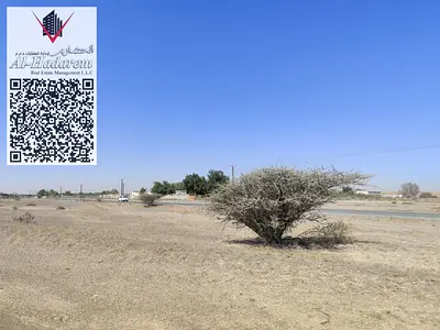 قطعة أرض سكنية للبيع في عجمان - المنامة ٨، على الطريق المعبد.