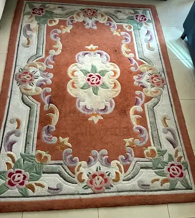 Used Floral Pattern Area Rug — Good Condition