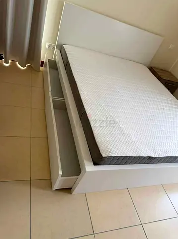 IKEA MALM King Size Bed + 2 Storage Drawers + Mattress