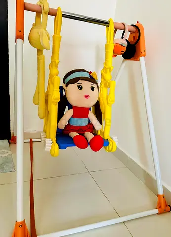 KIDS SWING INDOOR