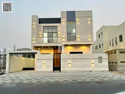 Freehold .Modern villa on a main street, no registration fees.