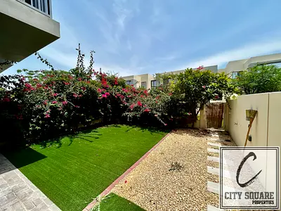 By the green belt I Available end of April I Landscaped