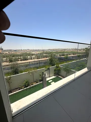 Balcony glass
