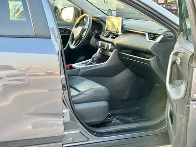 صورة 11 لـ 2021 Toyota RAV 4