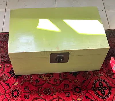 Green colored Chinese blanket chest /box
