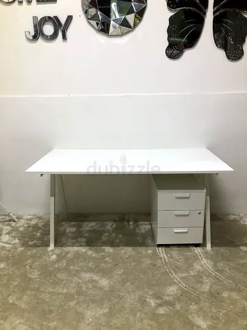 IKEA TROTTEN desk with drawer