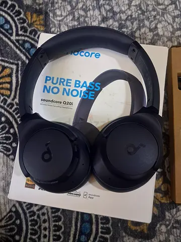 Sound core Q20i wireless noise cancelling Headphones