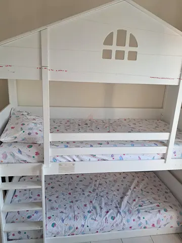 Bunk bed