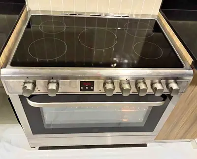 Hoover Luxury Electric Cooking Range 90 cm – 5 Zones
