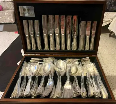 Bead 124 piece (Canteen) Arthur Price of England - Silver Plated / Canteen / 12 Person Place Setting