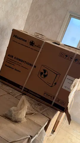 مكيفات جديده بالكرتون هايسنس و سوبر جنرال جميع المواصفات الحديثه