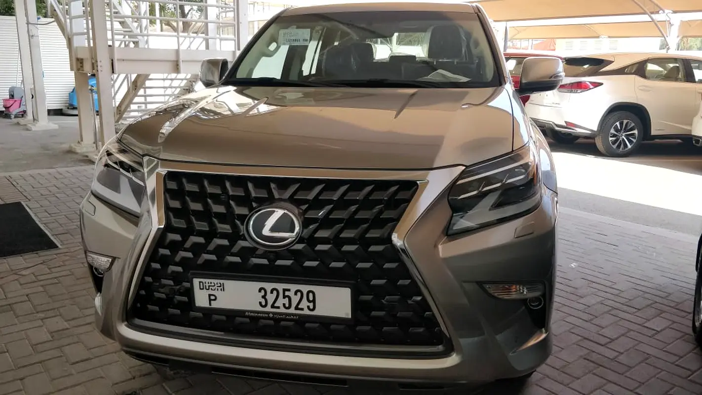 Lexus GX-Series 2020 — photo 1 of 7