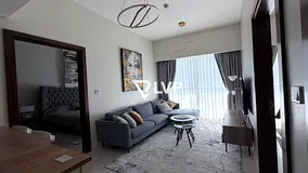 Burj Khalifa &amp; Canal View | Furnished | Mid Floor