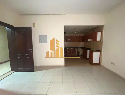 Specious Studio Big Size Hall/Family Building/Near Fakhar Pakistan Resturtant