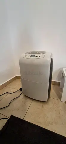 Portable Dehumidifier FRIGIDAIRE brand model FD30E capacity 30 litre, 600 watts
