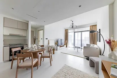 Fully furnished 1-bedroom | High floor | Beachfront living