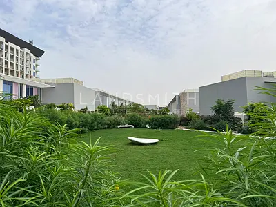 Modern 1 Bedroom Vacant Apartment | Park View