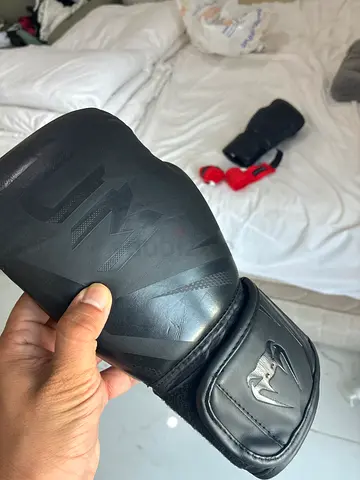Black Boxing Gloves with Red Hand Wraps - Good Condition