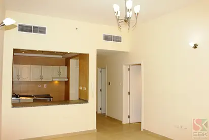 One Month Rent Free-Spacious 1 BR