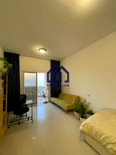 Bright Sea View Studio | Utilities Connected