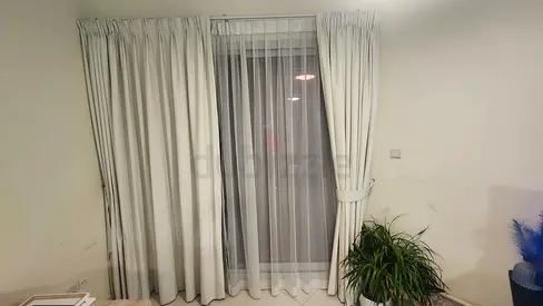 Curtain