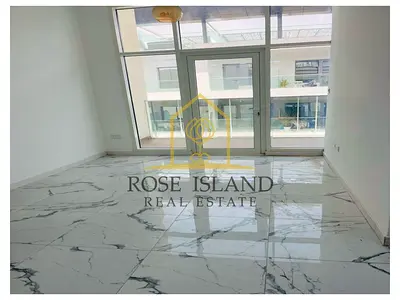 Magnificent Unit|High Floor|With Balcony
