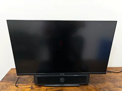 27-inch 165 Htz KTC MINI LED Monitor with Free Soundbar - Good Condition