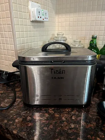Titan Stainless Steel Deep Fryer - 1.5L (Used)
